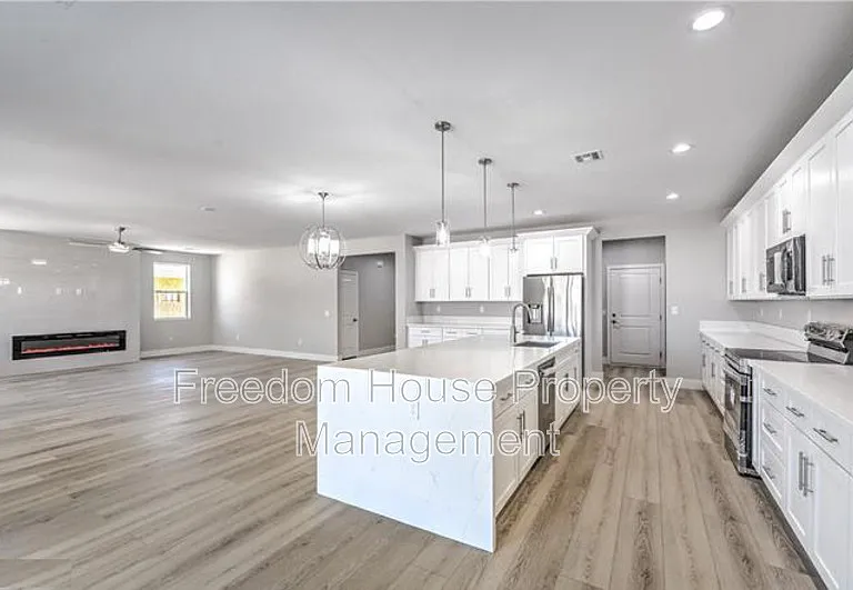 6380 Waterford St — Photo 13