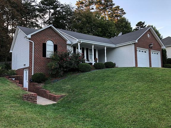 2nd image of 260 Robinwood Pl