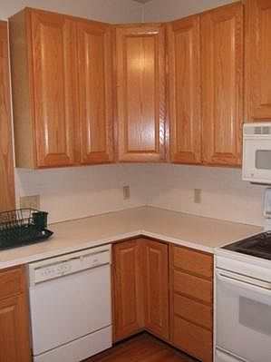 2nd image of 1440 N Monroe St #1