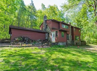 881 Lakes Rd, Monroe, NY 10950
