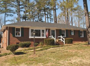 4186 Foxglove Rd, North Chesterfield, VA 23235
