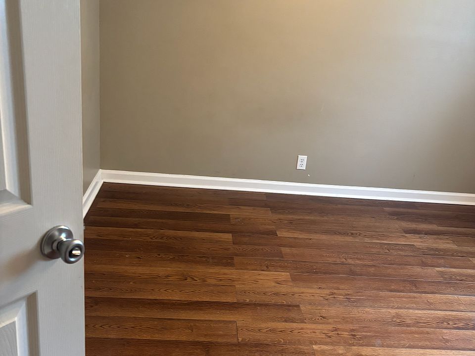 1st image of 276 White Bridge Pike APT 58