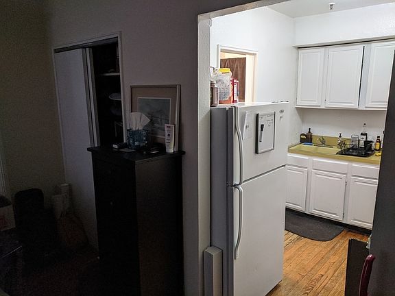 3rd image of 605 6th Ave #1A