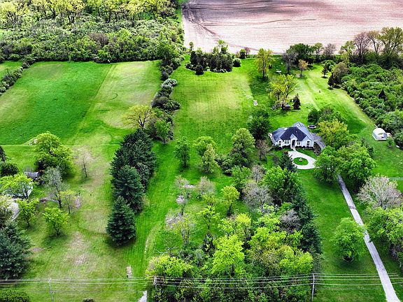 5th image of 1947 E Steger Rd