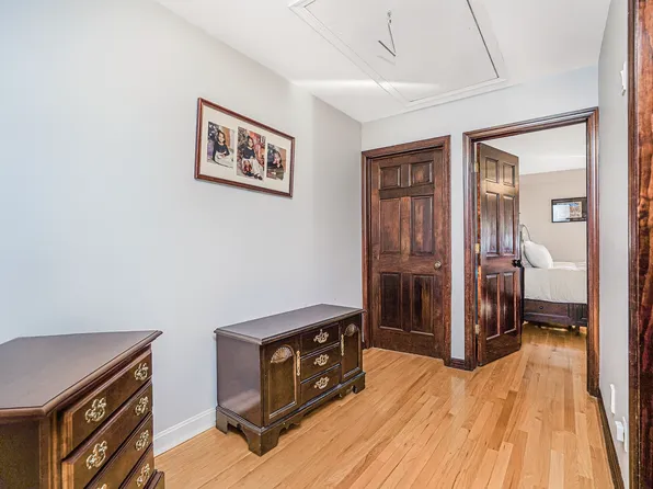 174 Barbara Street image 24 of 37