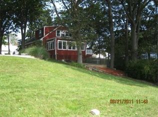 44 Utica St, Quincy, MA 02169