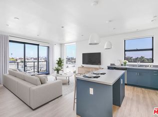 747 Lillian Way APT 5, Los Angeles, CA 90038