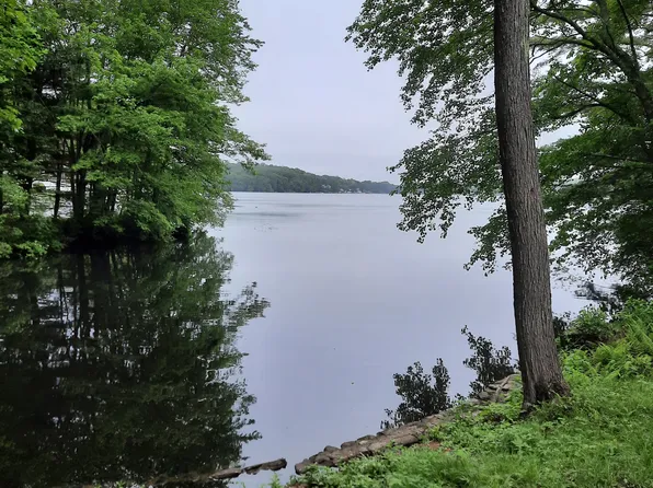 (undisclosed Address), Columbia, CT 06237