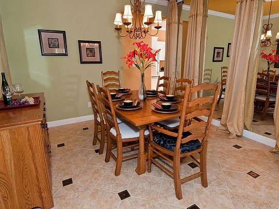5th image of 25767 Cloverfield Ct