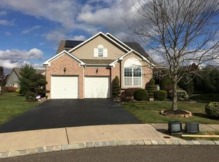 719 Michael Ct, Lakewood, NJ 08701