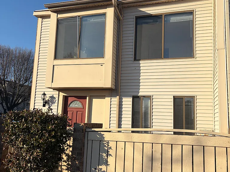 9709 Docena Dr — Photo 1