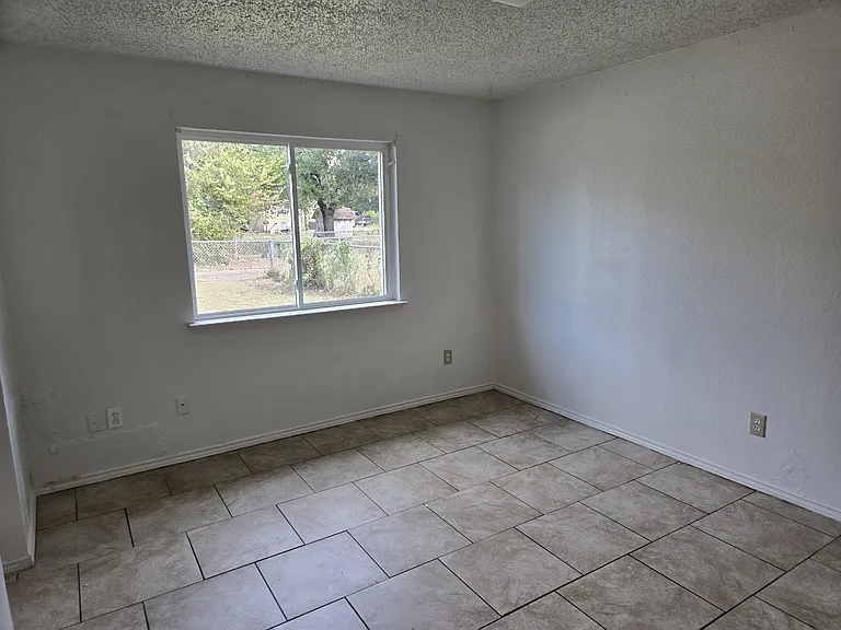 2630 Cottonwood Mnr #2630 — Photo 3