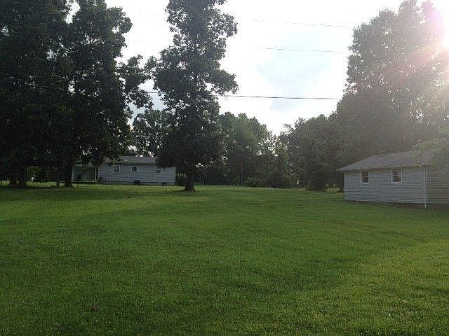 2nd image of 410 Whitt Rd