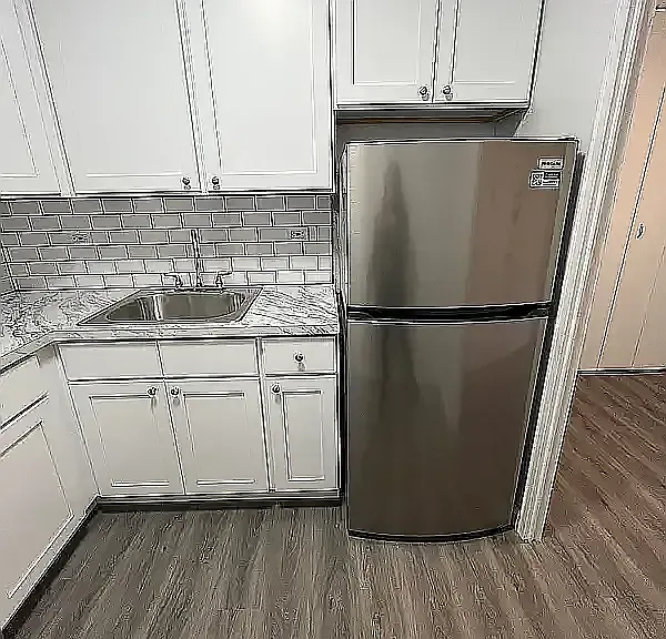 3215 Avenue H #7G — Photo 5