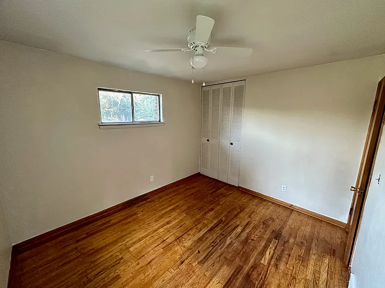 270 Cluster Ave #2 — Photo 12