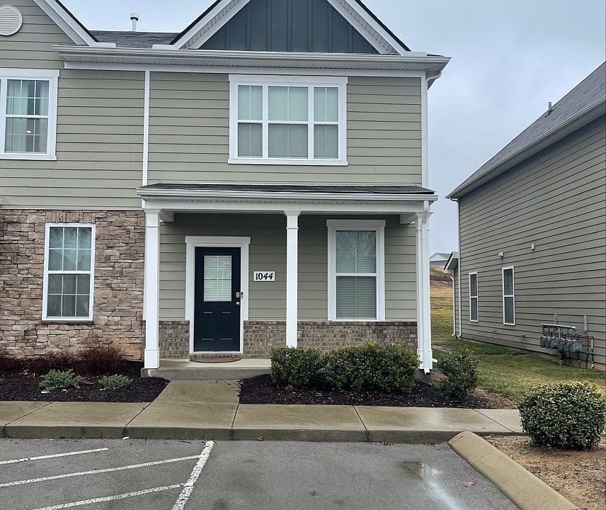 1st image of 1044 Woodbridge Blvd
