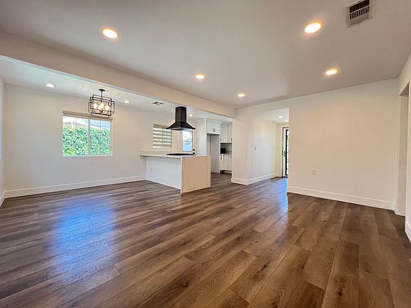 4th image of 8913 Jaylee Dr