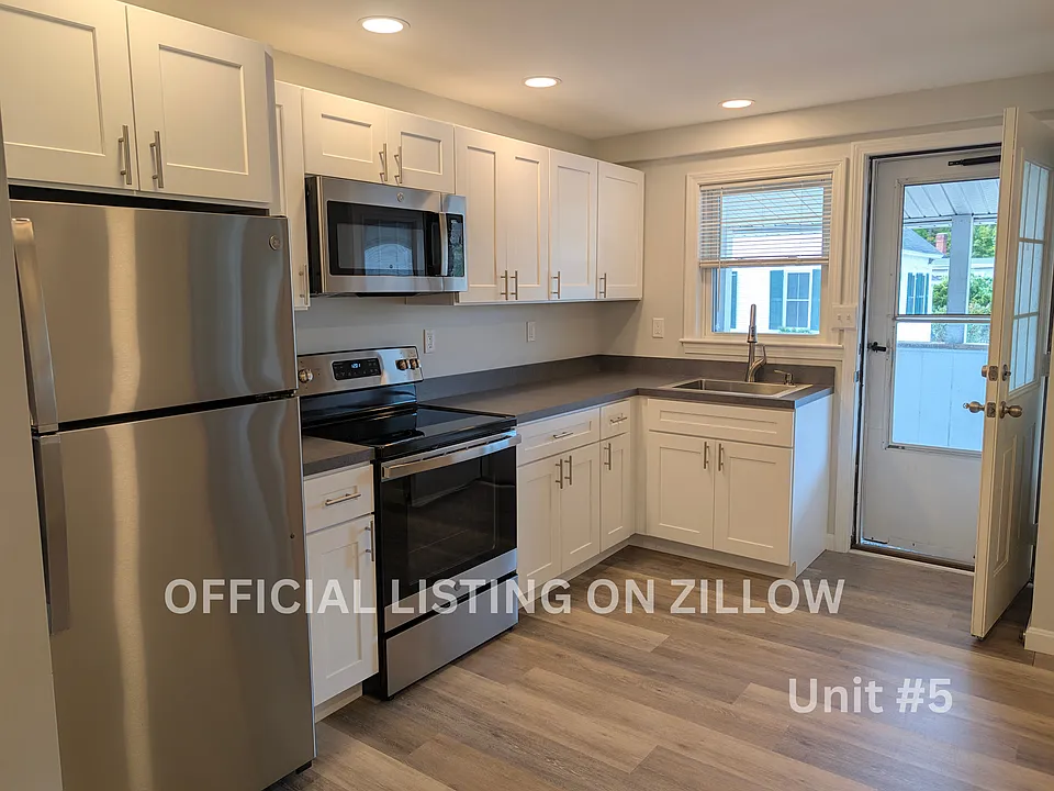 4 Pleasant St #5
