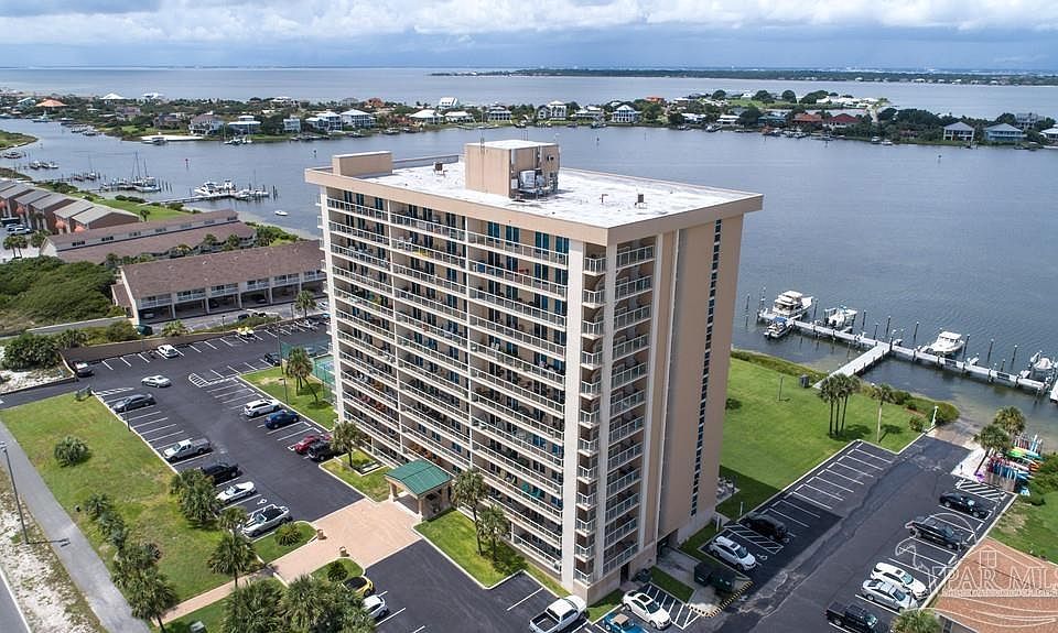 2nd image of 330 Fort Pickens Rd #10-B/C