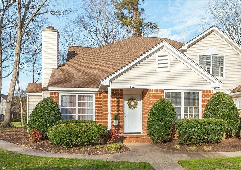 Welcome home to 808 Masters Trail.