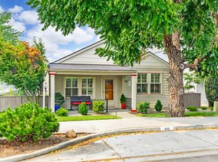 563 N Mountain Ave, Ashland, OR 97520