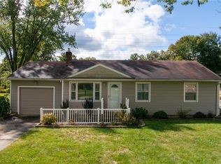 3932 Loma Vista Dr, Youngstown, OH 44511