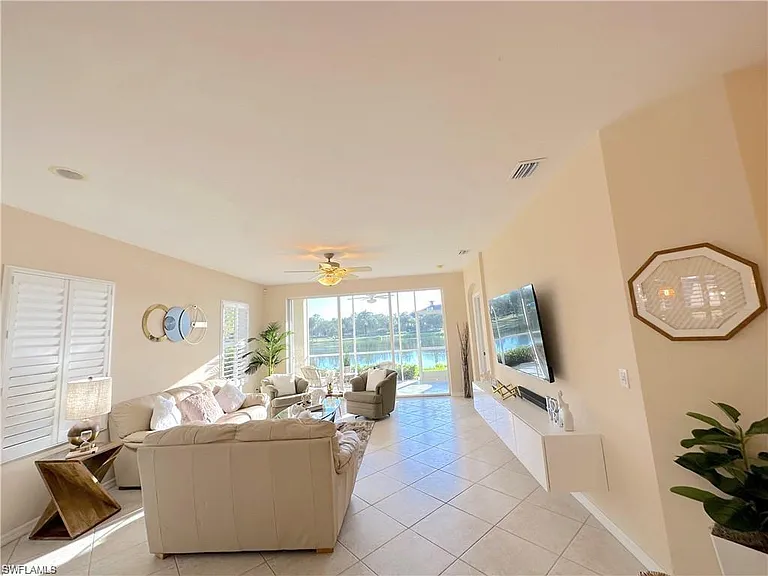 20150 Seagrove St #2701 — Photo 9