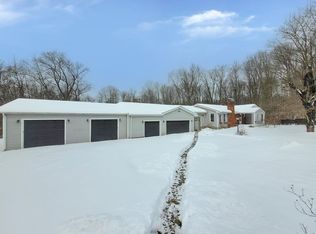 1310 S Hermitage Rd, Hermitage, PA 16148