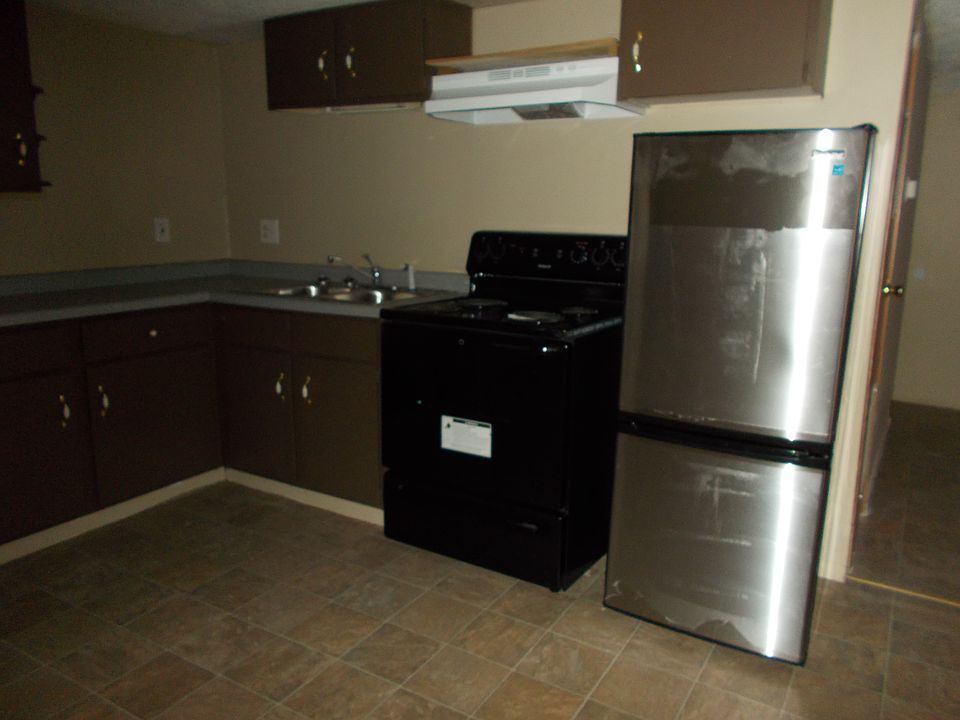 2nd image of 1374 Highland Hills Dr #78