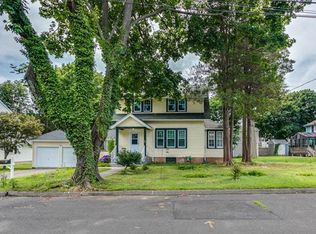 25 Springdale St, Milford, CT 06460
