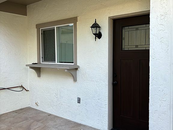 2nd image of 10317 Mary Ave