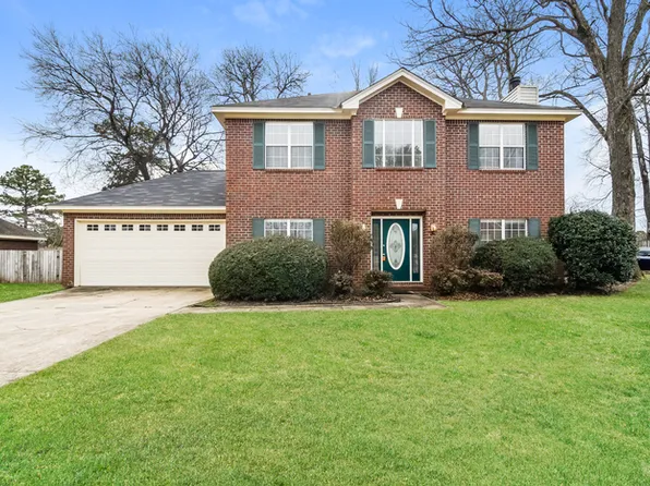 1303 Dorchester Dr, Prattville, AL 36067