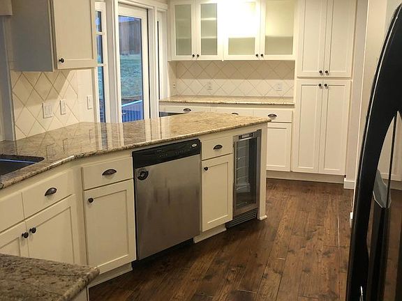 3rd image of 13230 SE 90th St