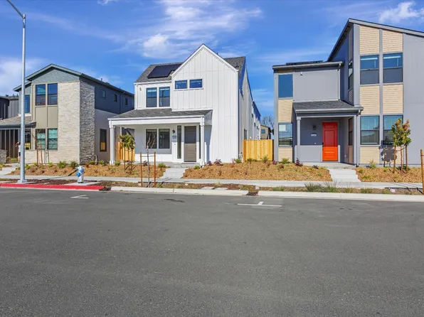 1240 Waldorf Lane, Rohnert Park, CA 94928