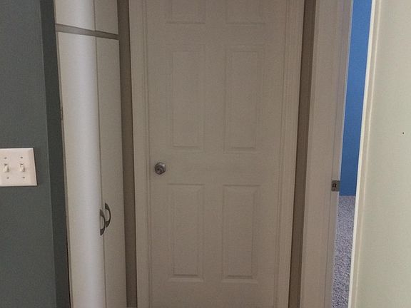 5th image of 7 Westclox Ave