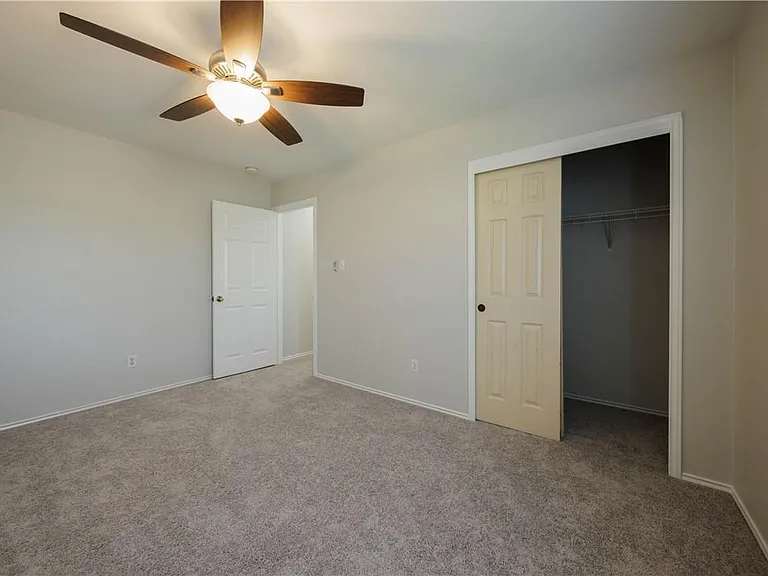 2905 Rainy River Dr — Photo 24