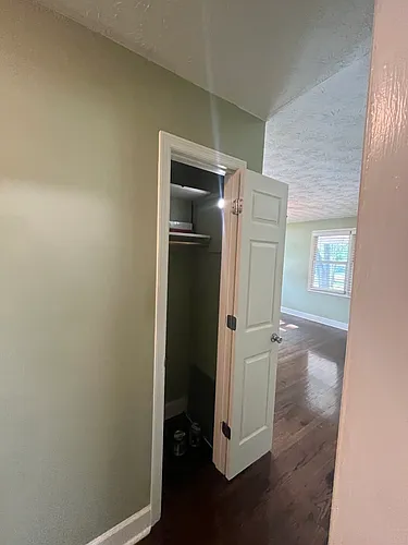 31 Dixon St Photo 1
