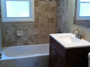 1130 Grant St, Wheaton, IL 60189