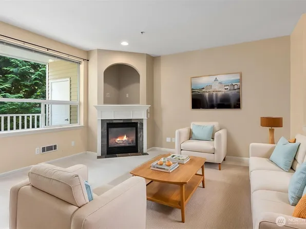 12530 Admiralty Way #K204, Everett, WA 98204