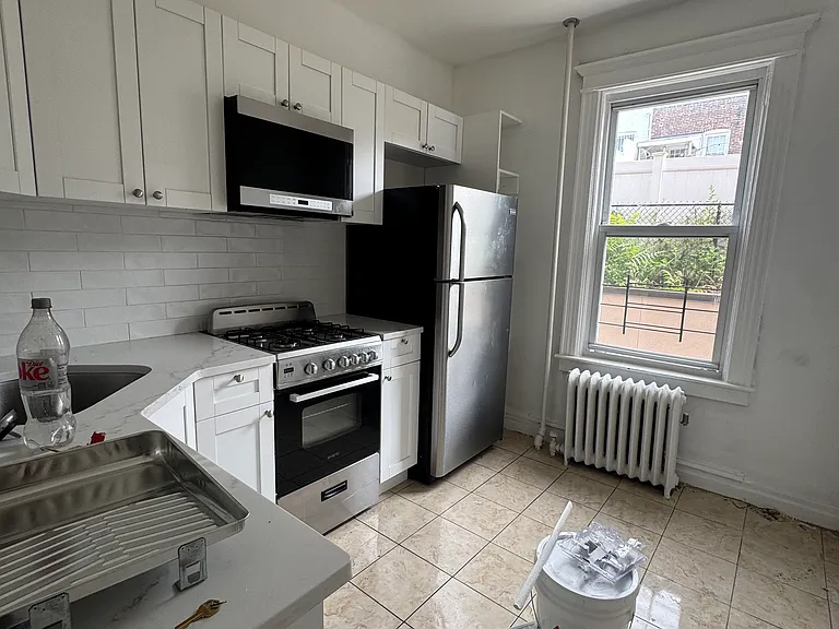 63rd St — Photo 5