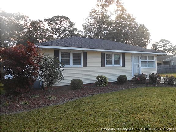 4th image of 1402 Vance Dr