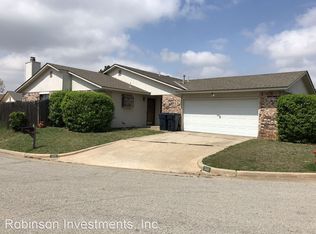 301 SW 93rd St, Oklahoma City, OK 73139