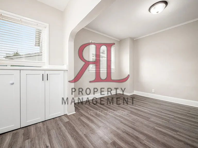 1268 Courtland Ave — Photo 18