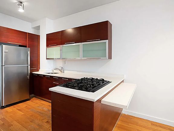 3rd image of 375 Menahan St #1B