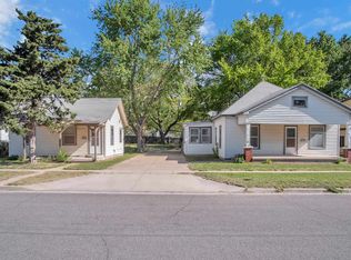614 W 5th St, Newton, KS 67114