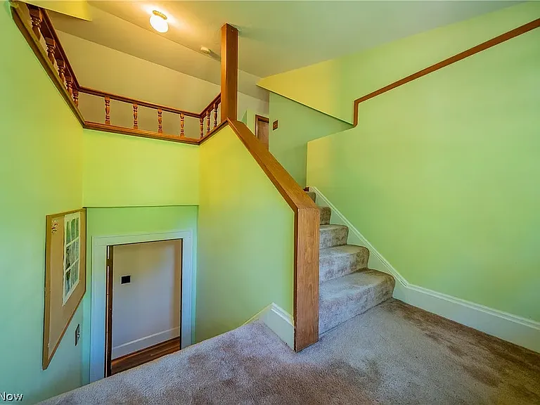 1465 Elbur Ave — Photo 15