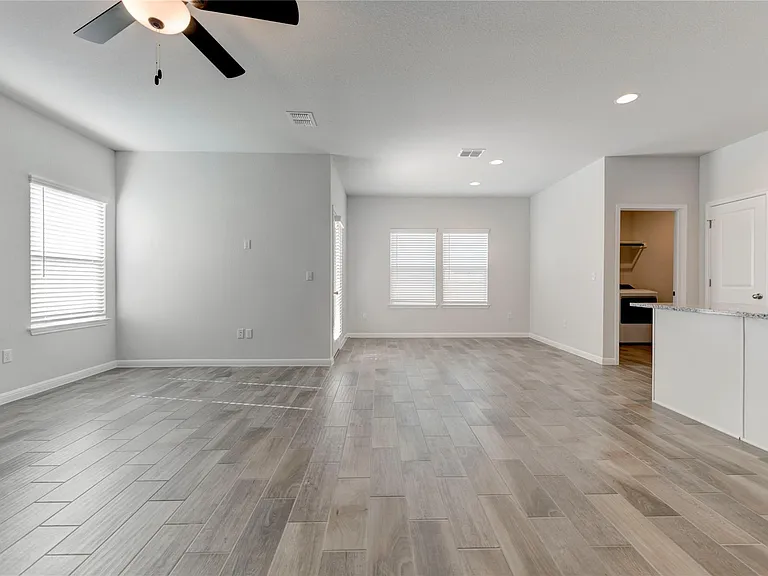 10716 Timber Brook Pass — Photo 4