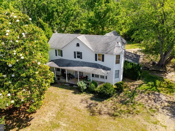 15240 Point Lookout Rd, Saint Inigoes, MD 20684