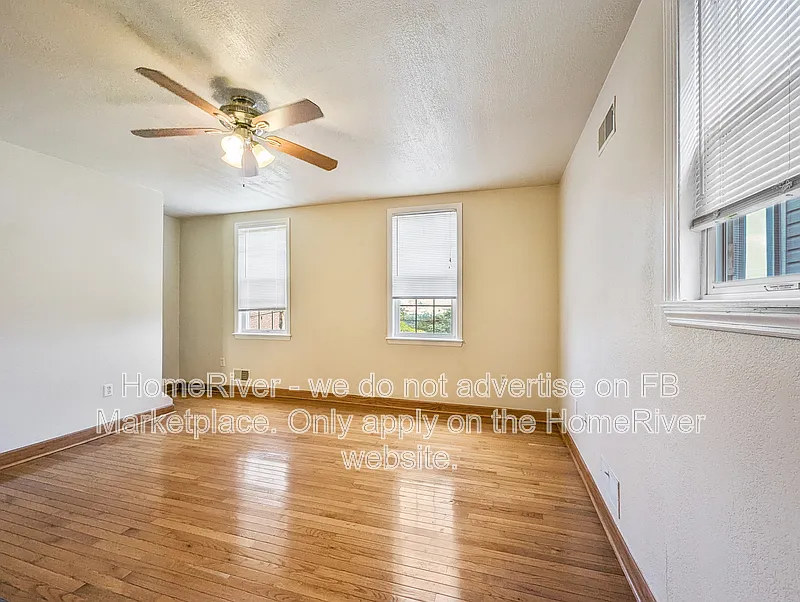 3 bed, 2.0 bath, 1188 sqft, $1,735 — Photo 4