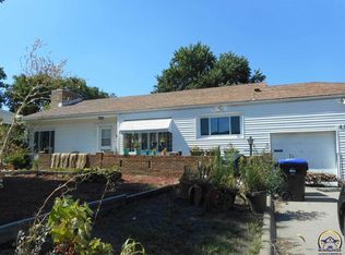 400 SW 27th St, Topeka, KS 66611